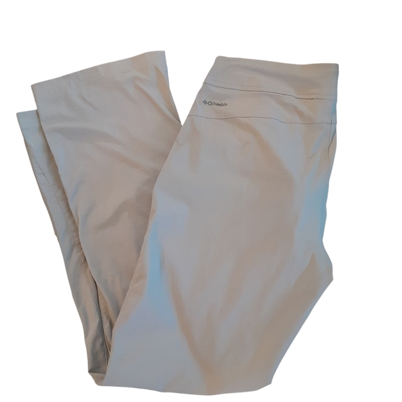 Columbia Light Gray Omni-Shield Advanced Repellency Cargo Pants Womens Size 8 - Picture 1 of 8